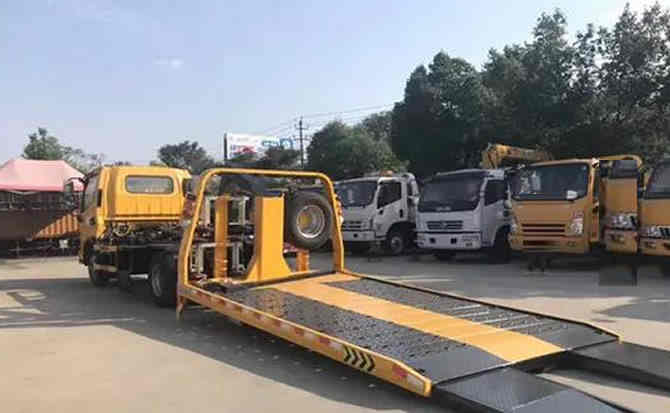 乌拉特中旗汽车中途维修案例